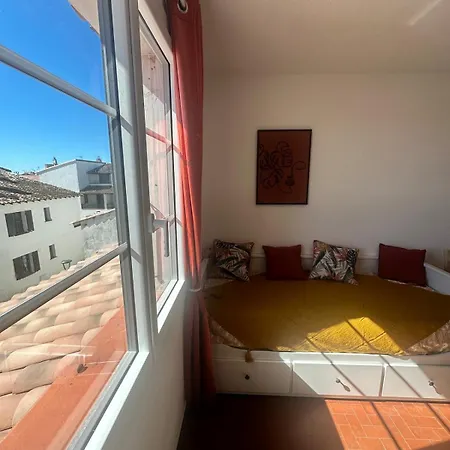 En Plein Coeur Du Village Apartment *